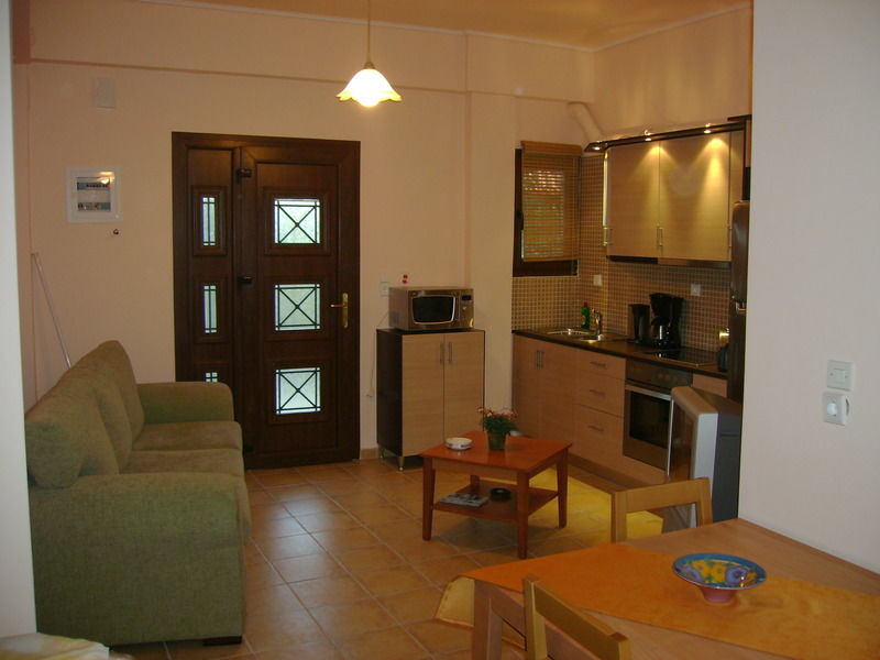 Nadia Apartments Molyvos Exterior photo
